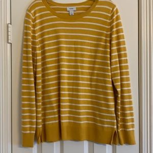 Old Navy light weight sweater